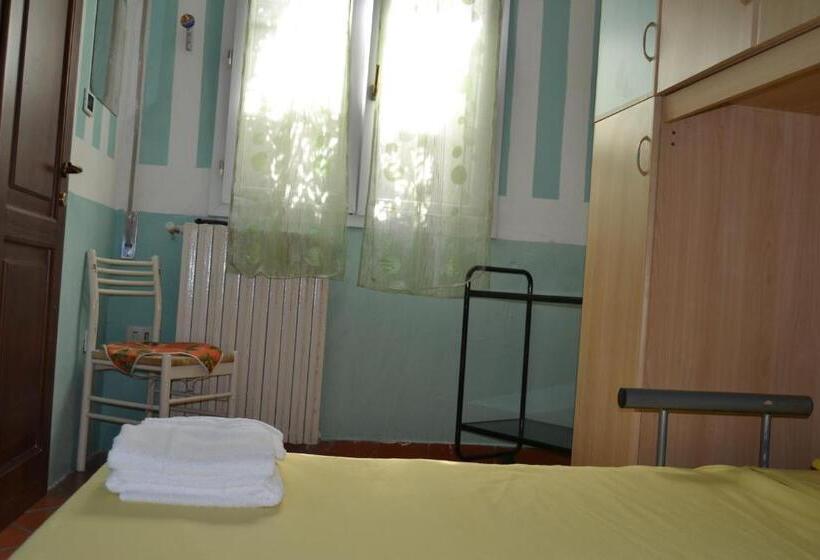 Номер Стандарт, B&b Miramare