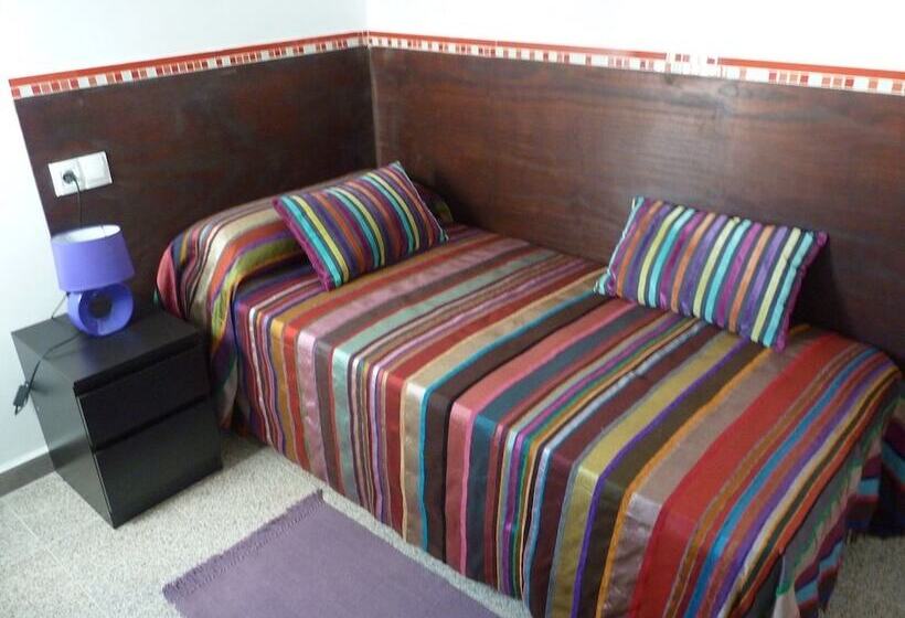 スタンダードトリプルルーム, Boutique Hostal Casa Justa