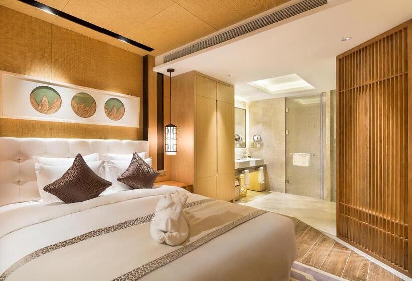 Семейный Номер Вид на Сад, Wyndham Grand Plaza Royale Wenchang