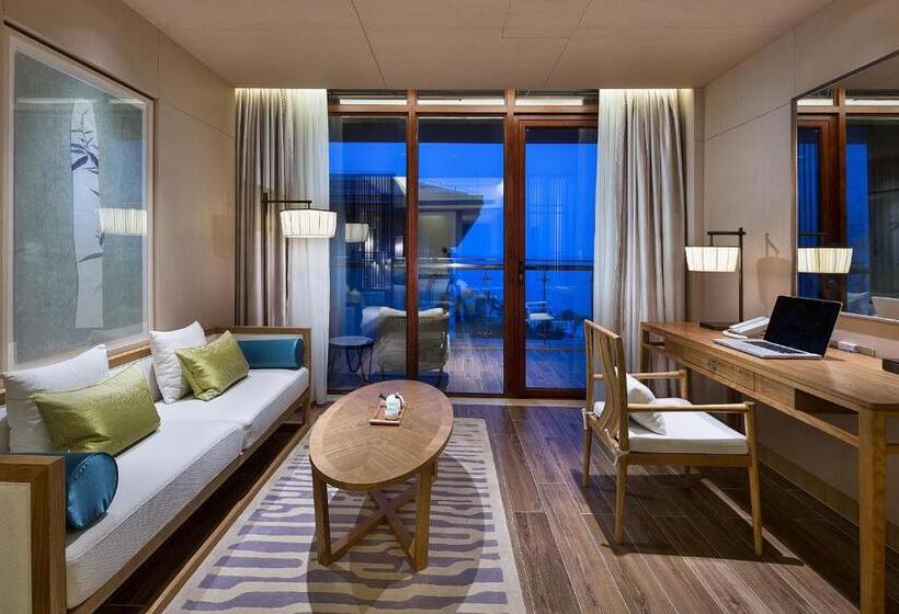 디럭스 룸 바다 전망, Wyndham Grand Plaza Royale Wenchang