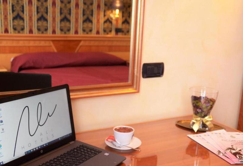 Трехместный Номер Superior, San Giovanni Rotondo Palace   Alihotels