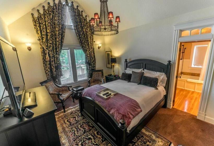 豪华房间带漩涡浴缸, The Victoria Bed & Breakfast