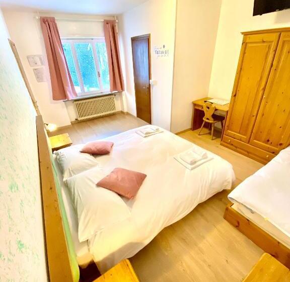 اتاق استاندارد سه نفره, B&b Lorenzini Ski