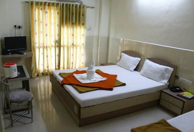 Номер Executive, Krishna Park Resort