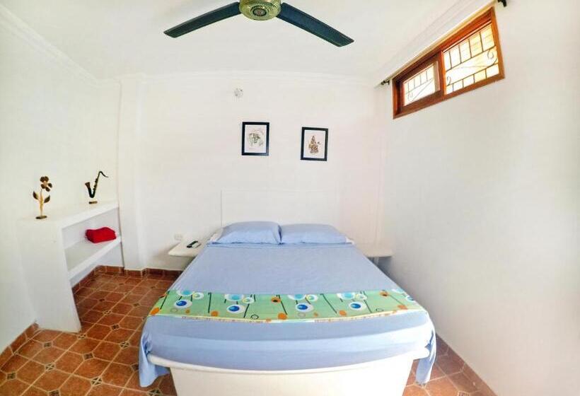스탠다드 룸, Hostal Dumbira