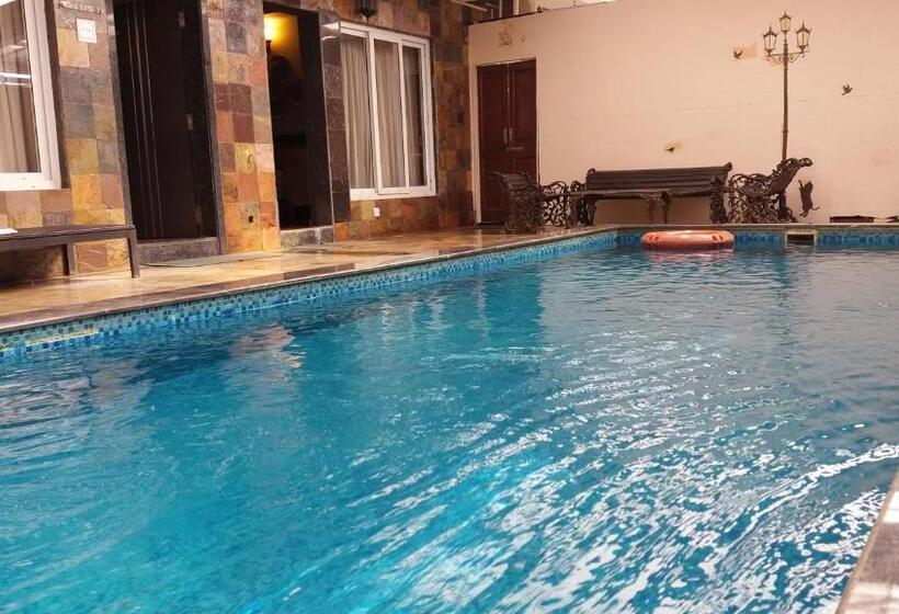 Люкс, The Grand Legacy Resort & Spa   Tgl   Pure Vegetarian Mahabaleshwar