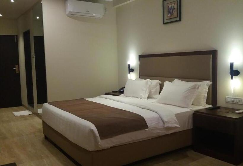 Классический Номер, The Grand Legacy Resort & Spa   Tgl   Pure Vegetarian Mahabaleshwar