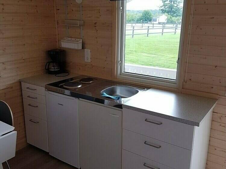 Хижина, Halens Camping Och Stugby