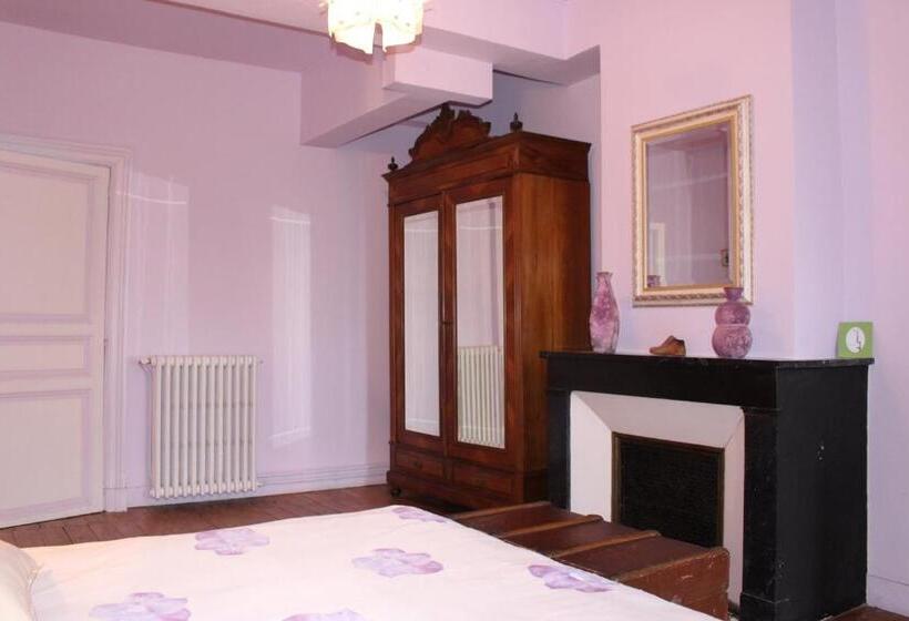 Номер Deluxe, Château De Villeneuve   Montolieu