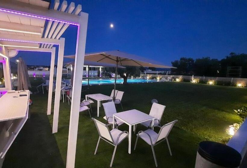 バルコニー付きスタンダードルーム, Boutique Hotel E Spa Città Bianca