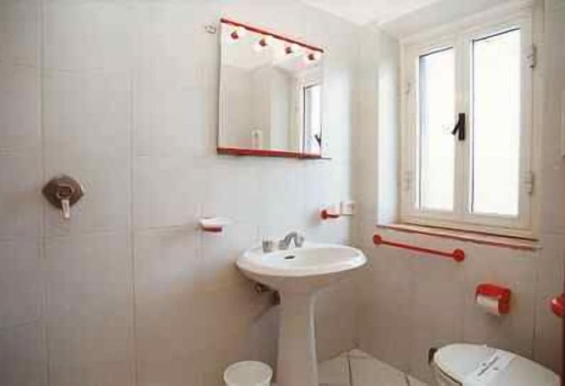 استودیوی استاندارد, Residence Della Luna