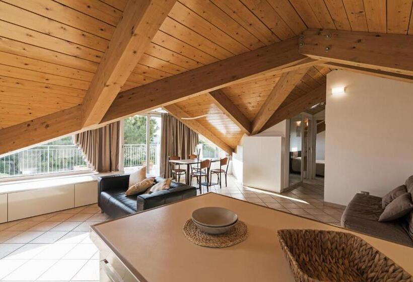 Апартаменты Пентхаус 1 Спальня, Residence  Das Nest