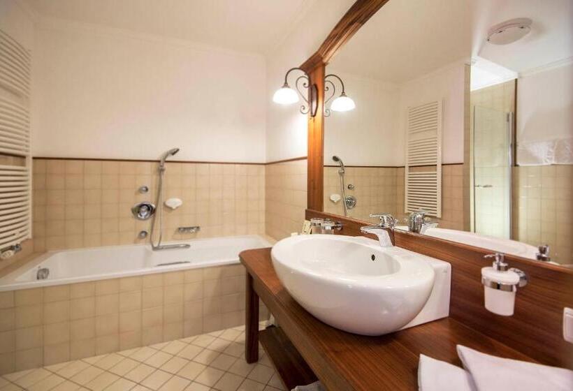 테라스 주니어 스위트, Charmehotel Uhrerhof   Deur