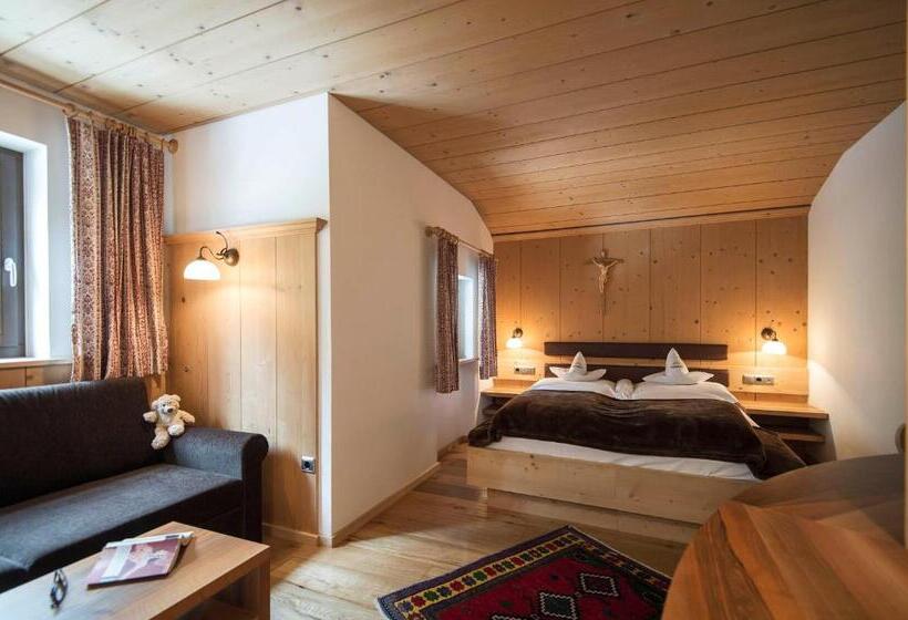 Номер Superior, Charmehotel Uhrerhof   Deur