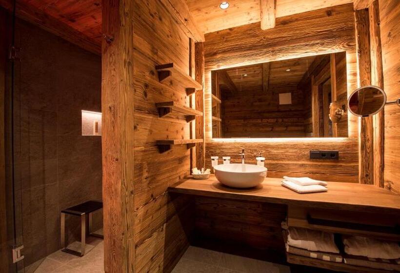 Семейный Номер Deluxe, Charmehotel Uhrerhof   Deur