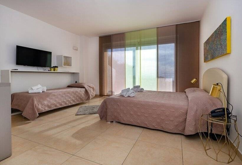 Triple Room Sea View, Zeus Hotel   Aparthotel   Meeting & Congress