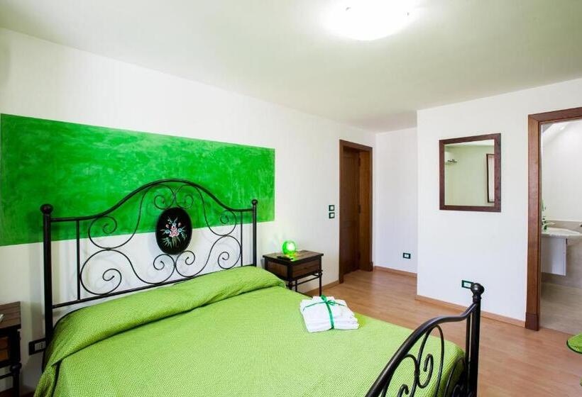 Семейный Номер, B&b Perla Del Sud