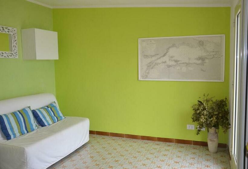 חדר משפחתי, B&b Talìa