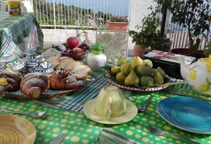 اتاق خانوادگی, B&b Talìa