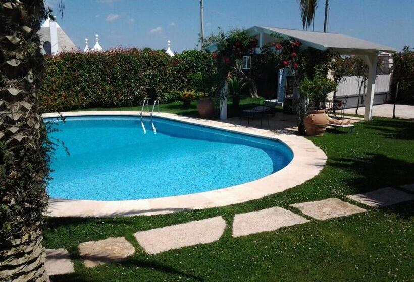 اتاق لوکس, Villa Caramia
