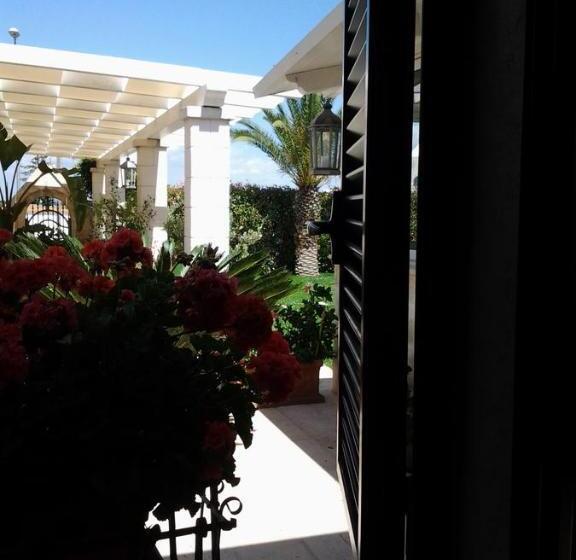 اتاق لوکس, Villa Caramia