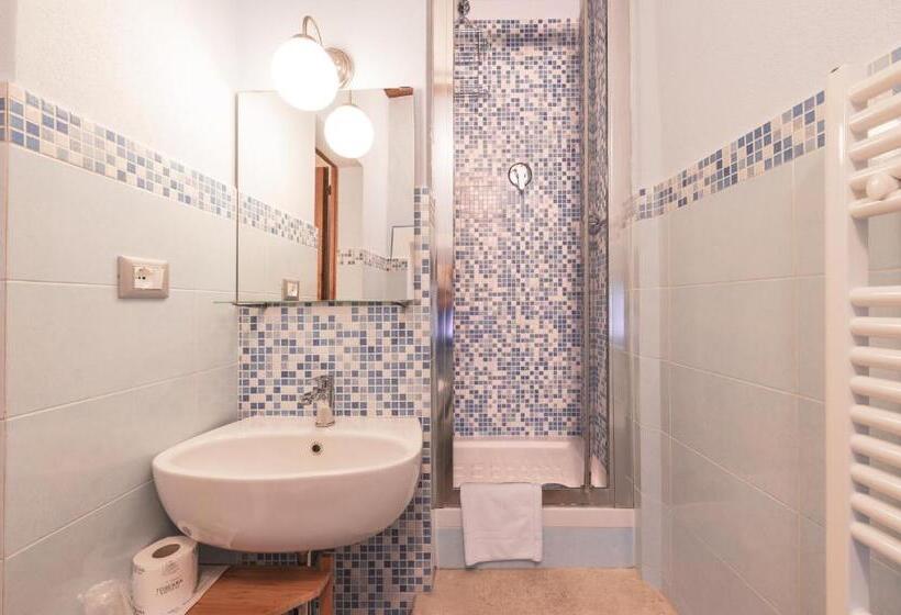 Номер Стандарт Трехместный, Albergo Giardino