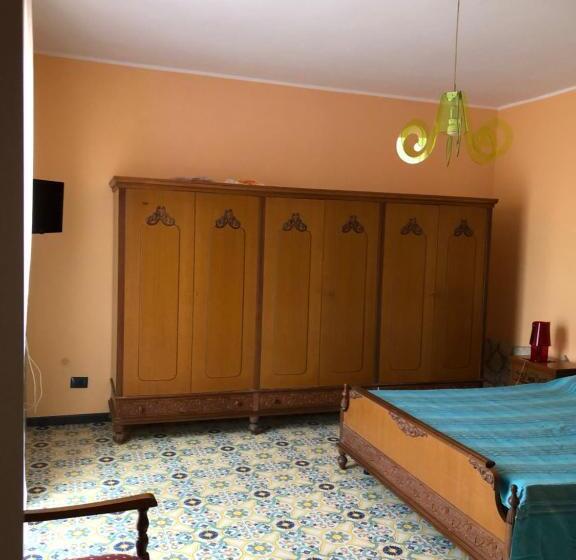 سوییت خانوادگی, B&b Villa Zia Febronia