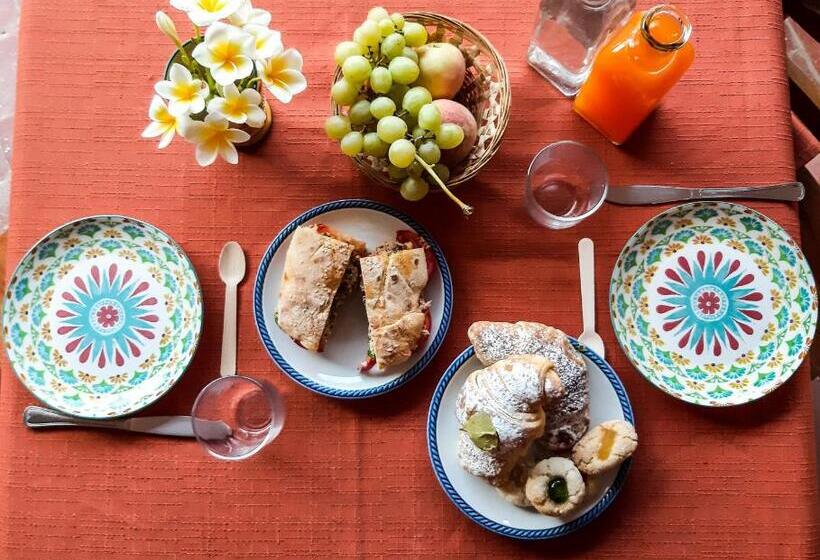 اتاق استاندارد با بالکن و چشم‌انداز دریا, Al Vecchio Pontile Bed And Breakfast