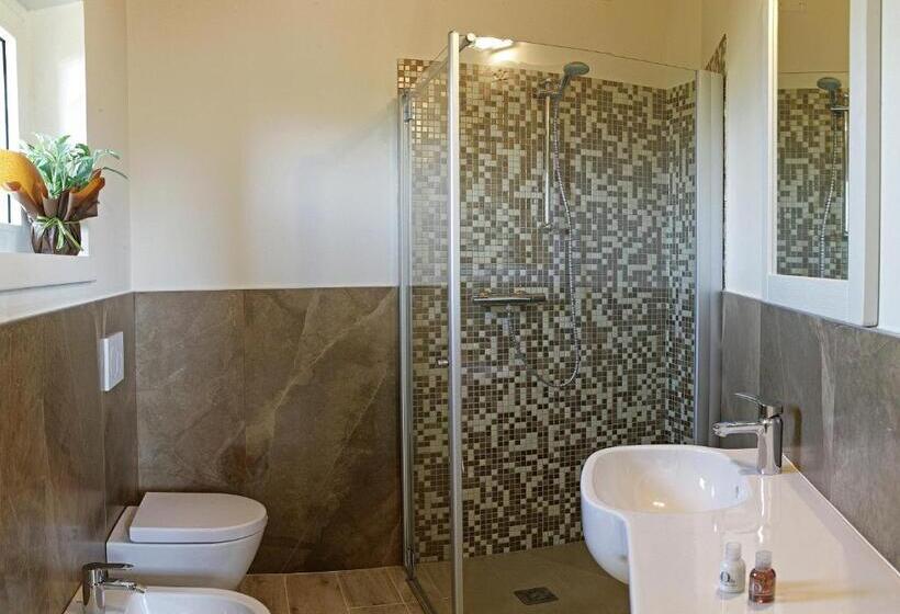 스탠다드 룸 호수 전망, Relais Colle San Giorgio