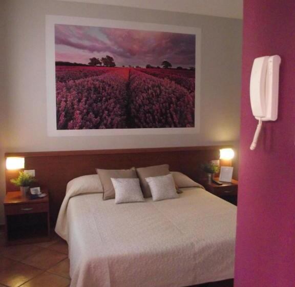 اتاق استاندارد یک نفره, La Corte Albergo