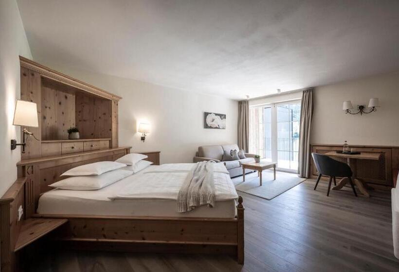 Номер Стандарт с Балконом, Alpine Spa Resort Viktoria