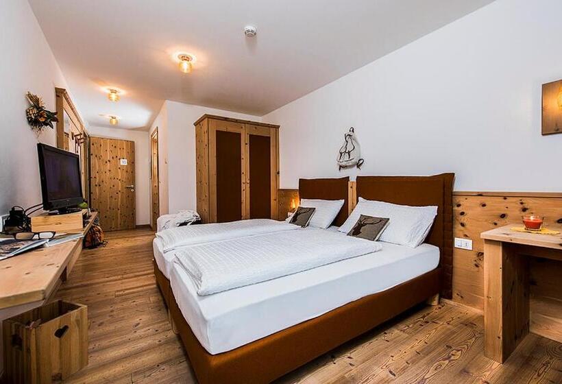 Номер Комфорт, Small & Lovely Hotel Zaluna