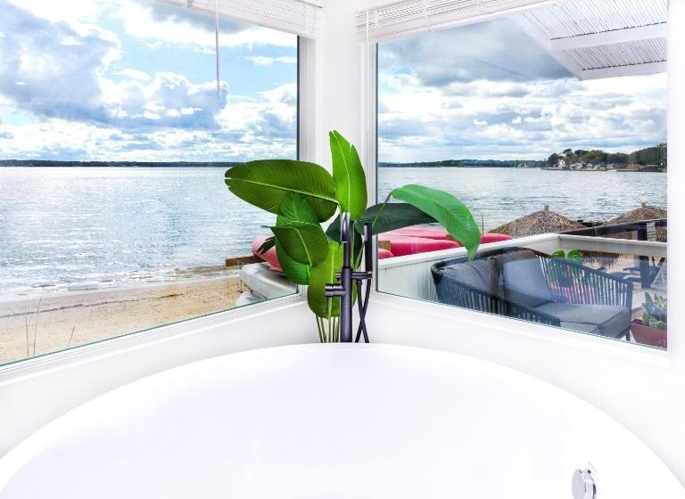 Полулюкс Вид на Море, Aqua By American Beech   Adults Only