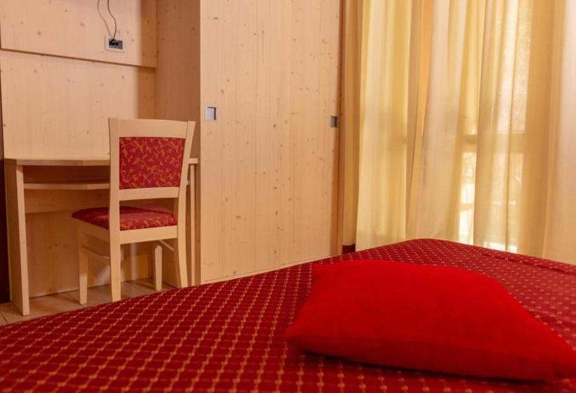 스탠다드 트리플 룸, Residence Sirenella