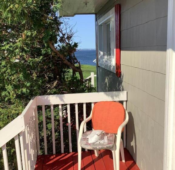 스탠다드 방갈로, Hôtel Motel Rocher Percé