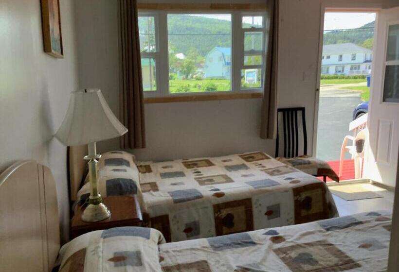 스탠다드 룸 산 전망, Hôtel Motel Rocher Percé