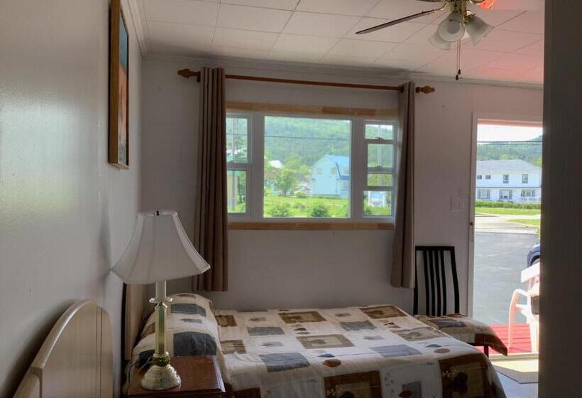 스탠다드 룸 산 전망, Hôtel Motel Rocher Percé