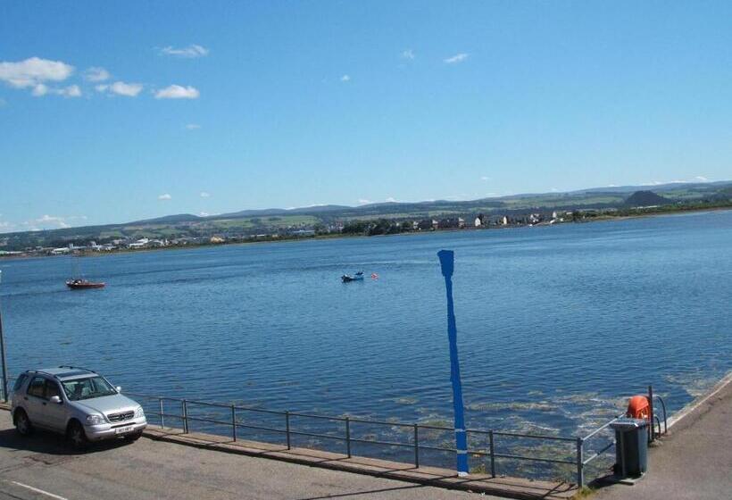 Номер Deluxe Вид на Море, North Kessock