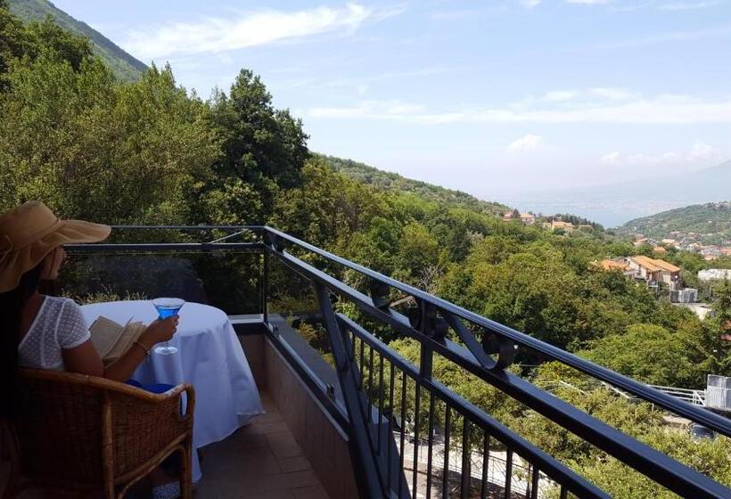 Четырехместный Номер Стандарт, Resort Santangelo & Spa