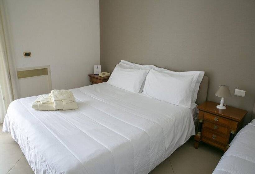 Номер Стандарт Трехместный, Resort Santangelo & Spa