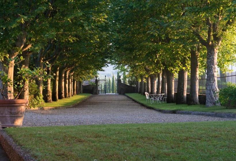Вилла с 1 спальней и бассейном, Villa La Selva Wine Resort