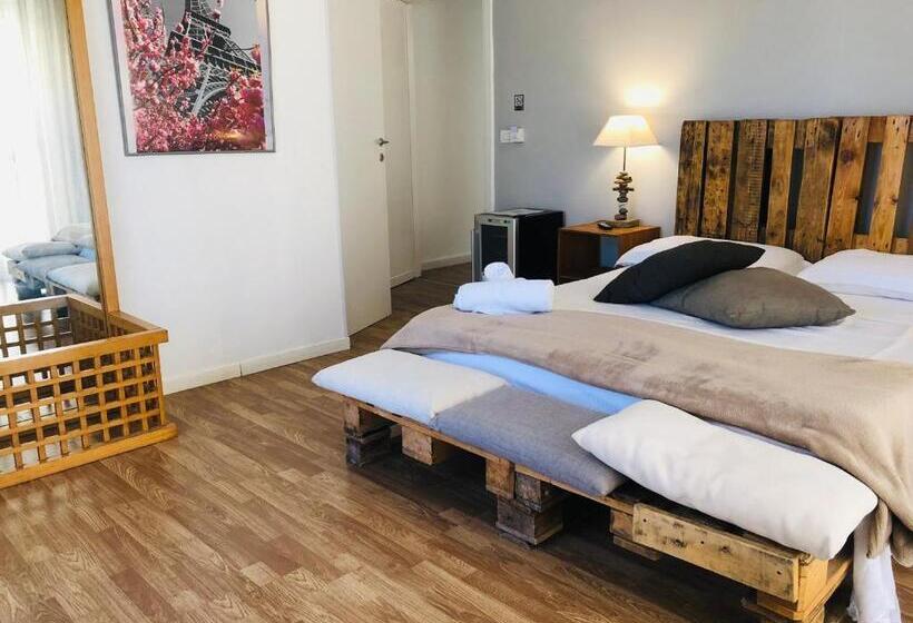 اتاق استاندارد سه نفره, B&b Degli Artisti Suite