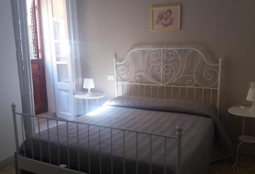 Номер Стандарт, B&b Del Carmine