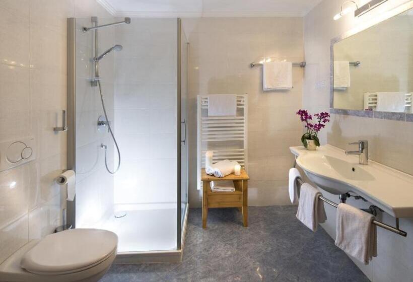 Номер Стандарт, Dolomitenhotel Weisslahnbad