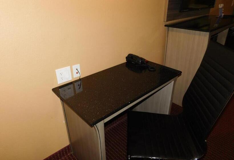 חדר קלאסי לשלושה, Regency Inn & Suites Beaumont