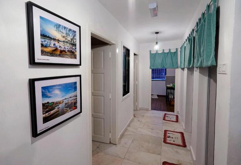 اتاق استاندارد با سرویس بهداشتی مشترک, Leisure Lodge