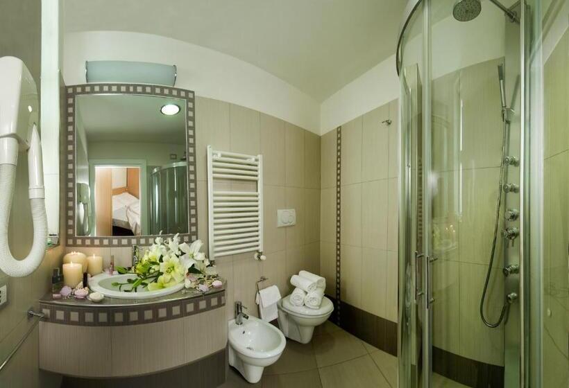 Апартаменты 2 Спальни, & Residence Continental