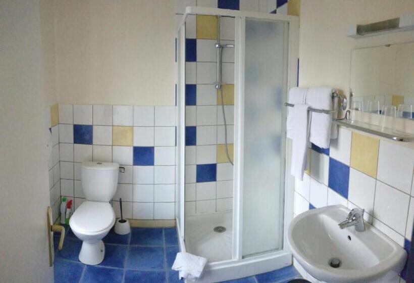 Cameră Standard, Le Chatiague