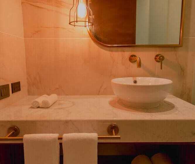 اتاق لوکس, Marquee Playa