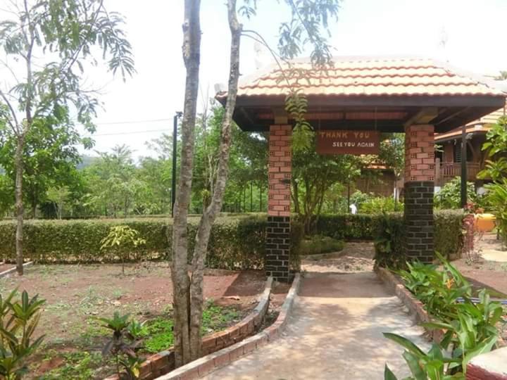 Номер Стандарт Индивидуальный с Балконом, Greenhouse Retreat